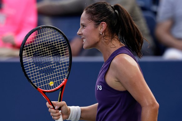 Daria Kasatkina progressed to the third round in three sets.