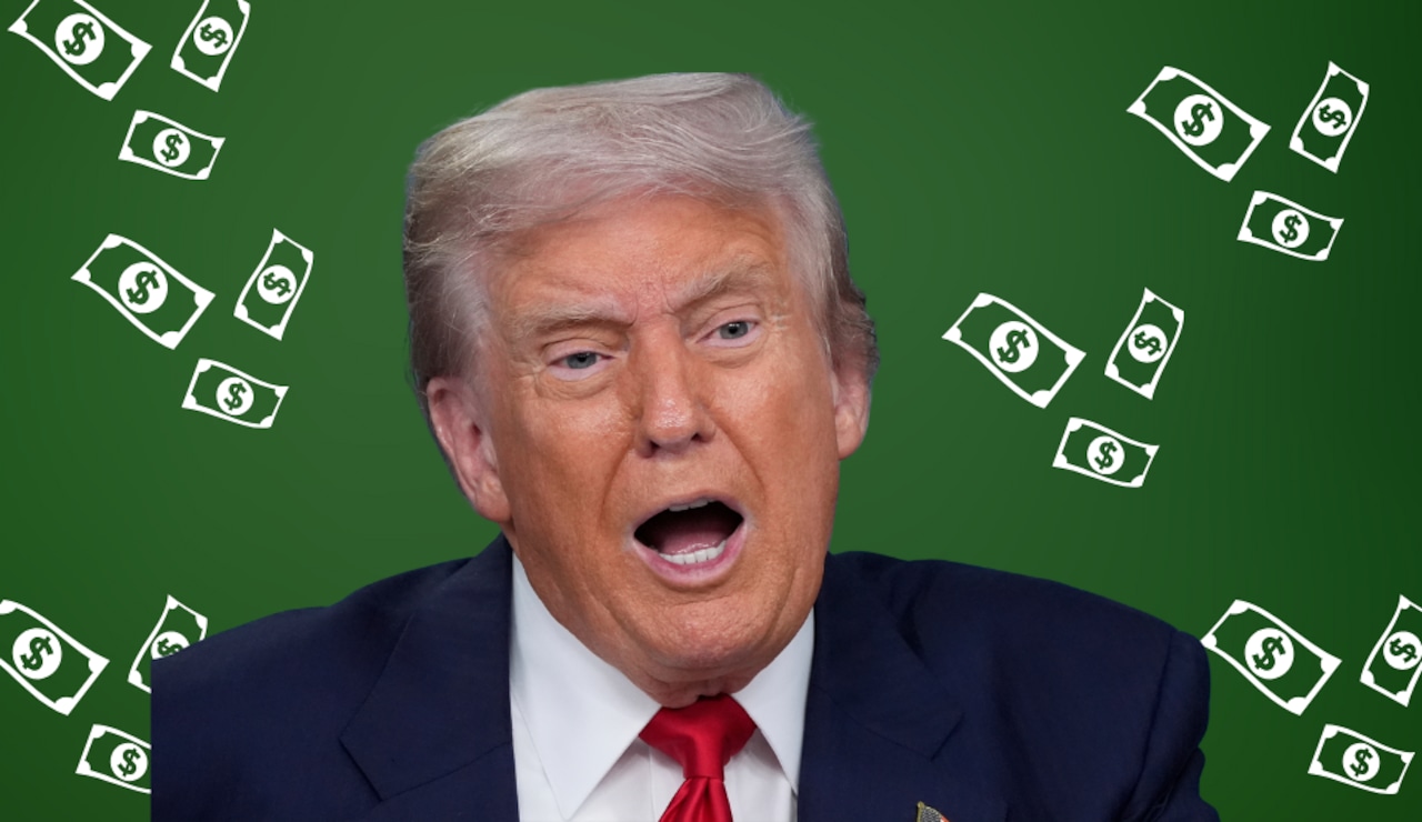 Latest poll reveals Trump approval rating slipping again