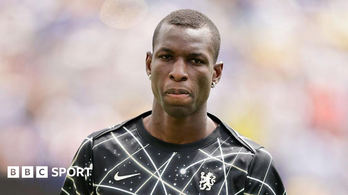 BBC Sport's FPL experts in one image