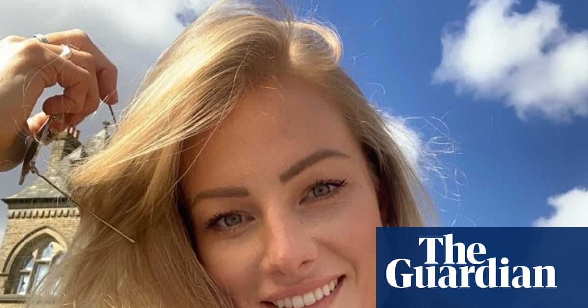 Experienced skydiver deliberately fell to her death, coroner finds | County Durham