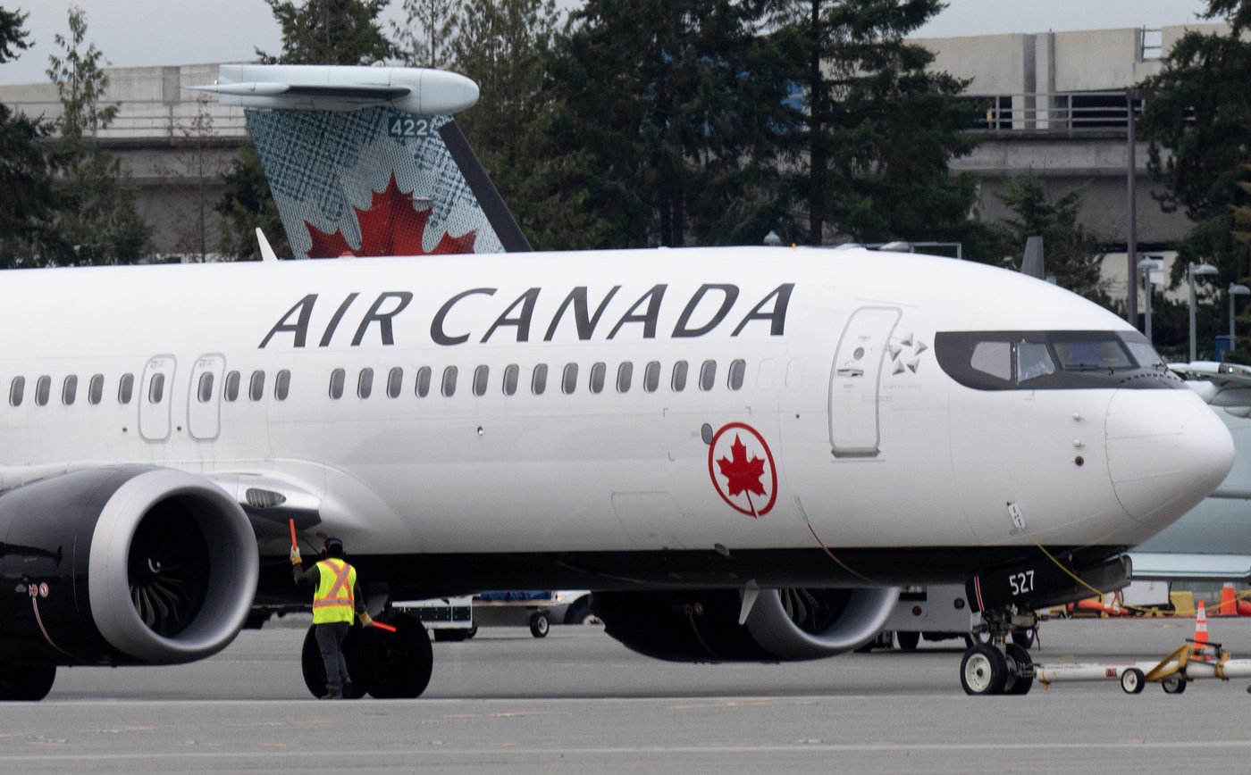 Air Canada flight attendants plan for YVR 'day of action' as contract talks resume