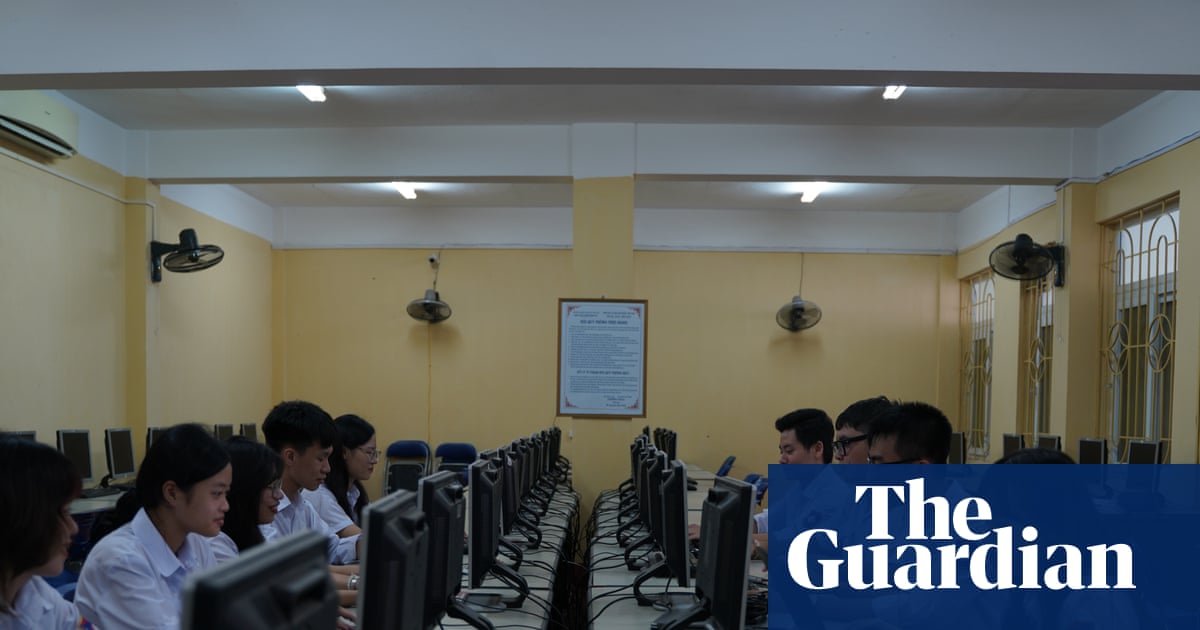 Excelling in … Excel? Inside the high-stakes, secretive world of competitive spreadsheeting | Documentary films