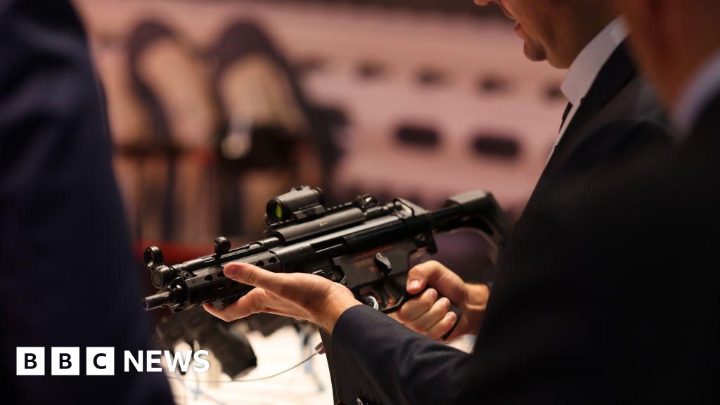 UK blocks Israeli government delegation from defence exhibition