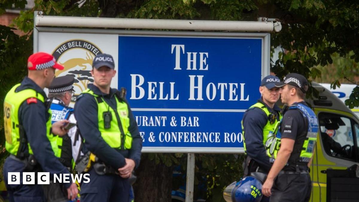 Court to rule on whether asylum seekers can be removed from Epping hotel