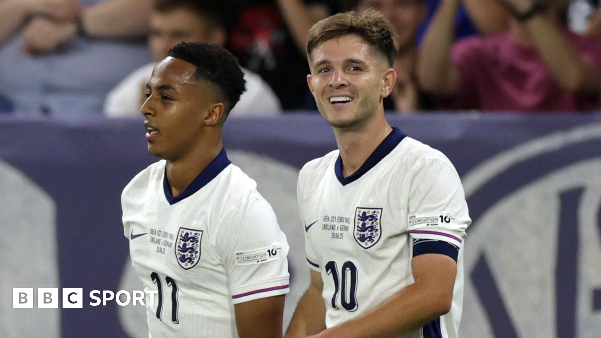 Newcastle Falcons sign on wall