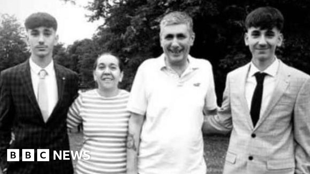 Thetford Town FC pays tribute to family in Portugal holiday crash