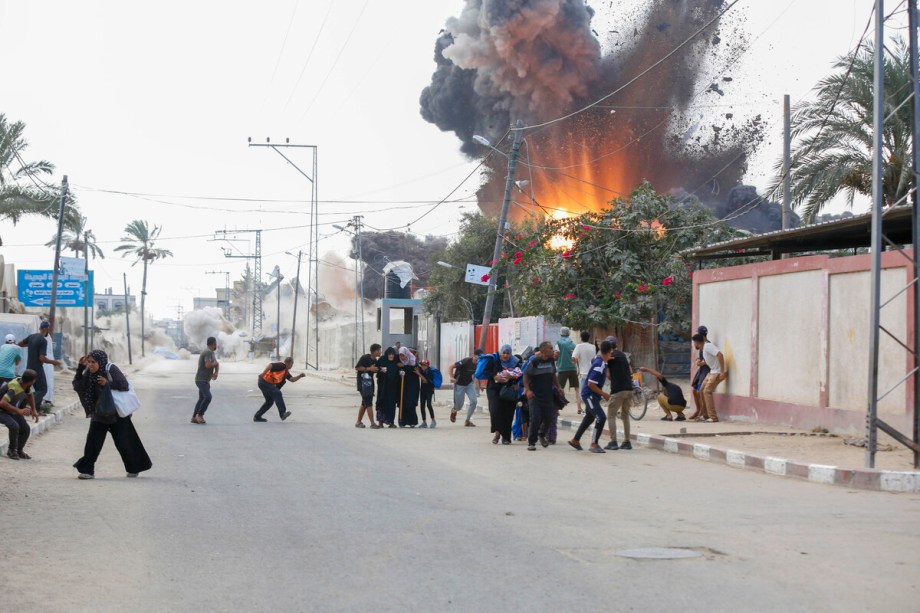 Egypt calls for immediate international intervention in Gaza crisis – Middle East Monitor