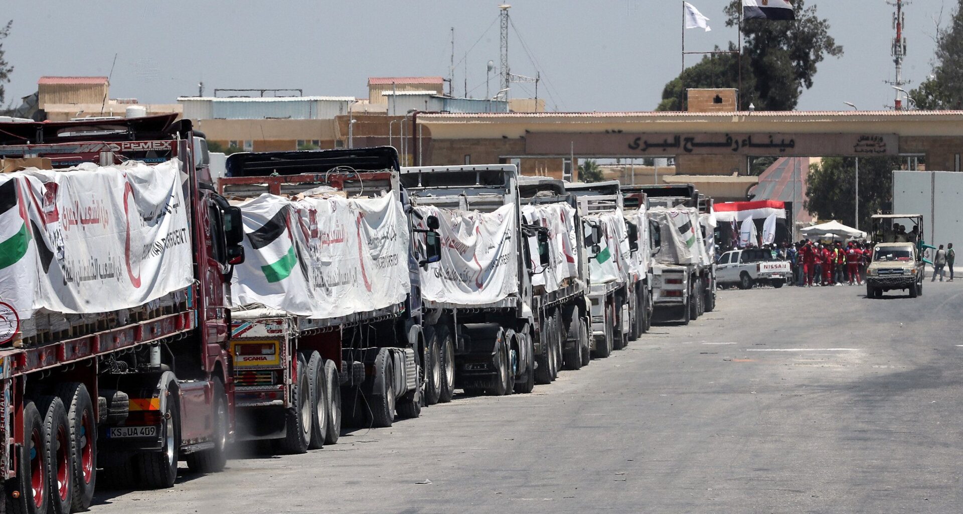 Hamas using secret cash stockpile, looted aid to pay employees and loyalists — BBC - The Times of Israel