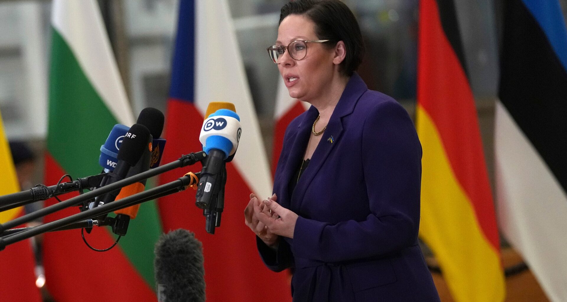 Sweden and Netherlands call for EU sanctions on Israel, Hamas