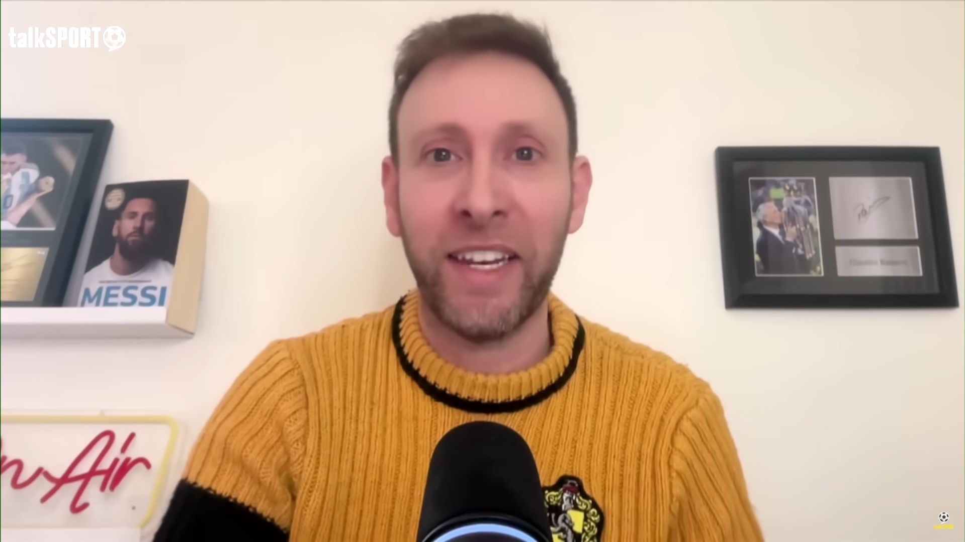 Ben Jacobs in a Hufflepuff jersey.