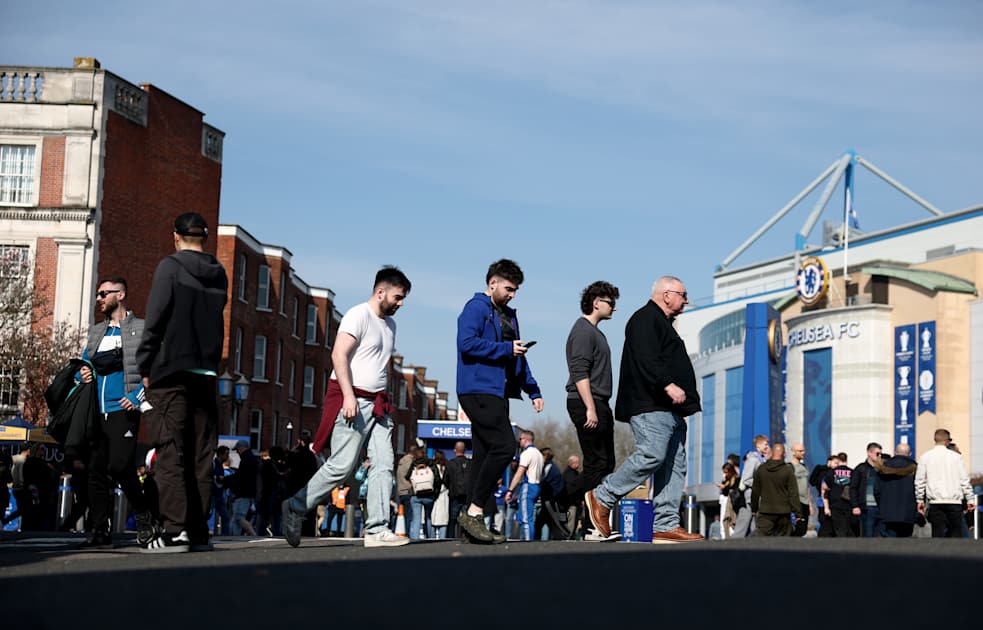 Arrive early for Crystal Palace for special unveiling ceremony and fan appreciation offer | News | Official Site