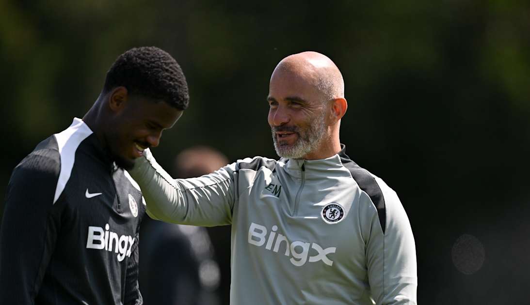 Enzo Maresca on 'more mature than his age' Jorrel Hato | News | Official Site