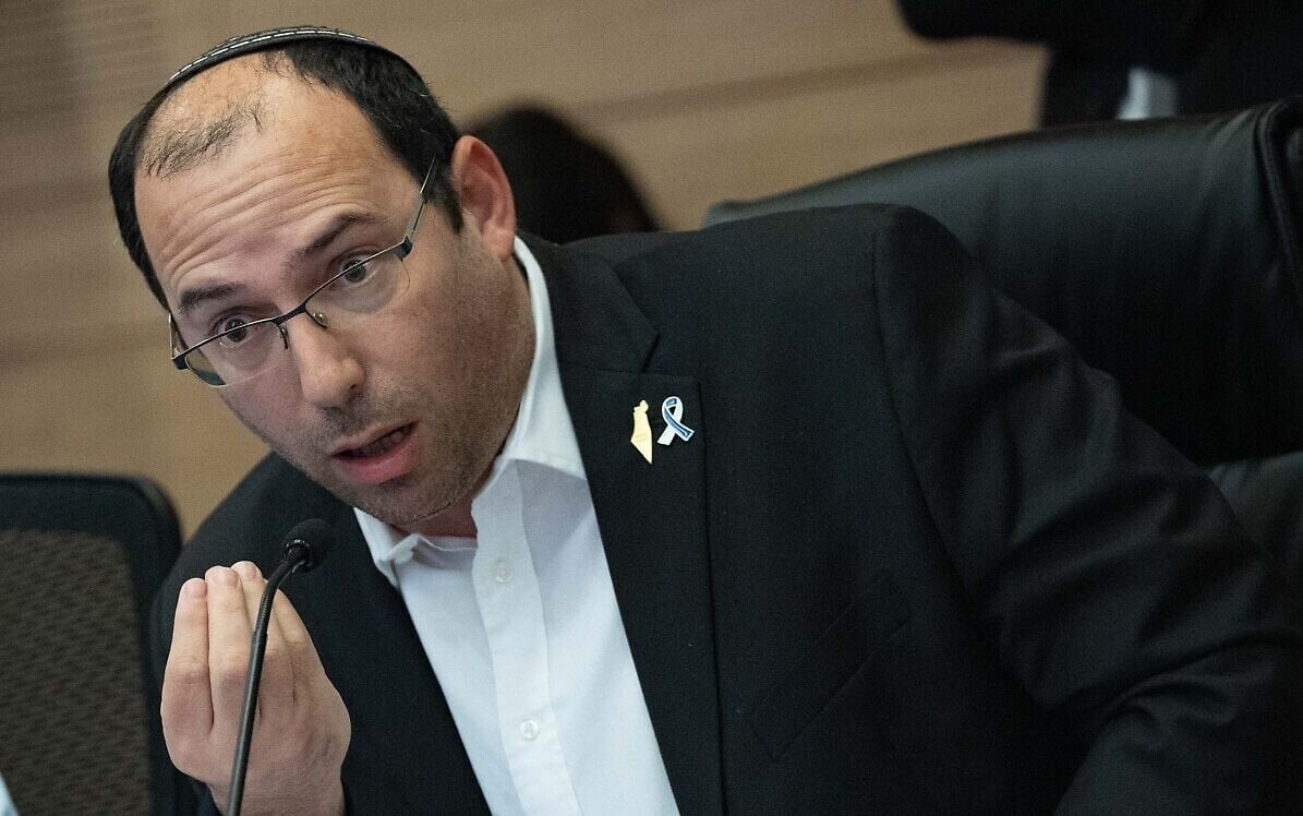 'Don’t want you here’: Australia scraps far-right MK Rothman's visa, hours ahead of trip