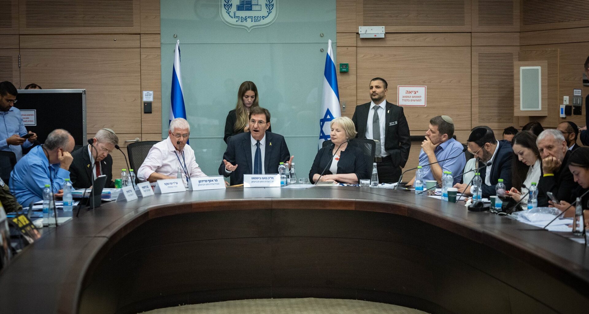 Knesset panel narrowly extends emergency reservist call-up in recess meet