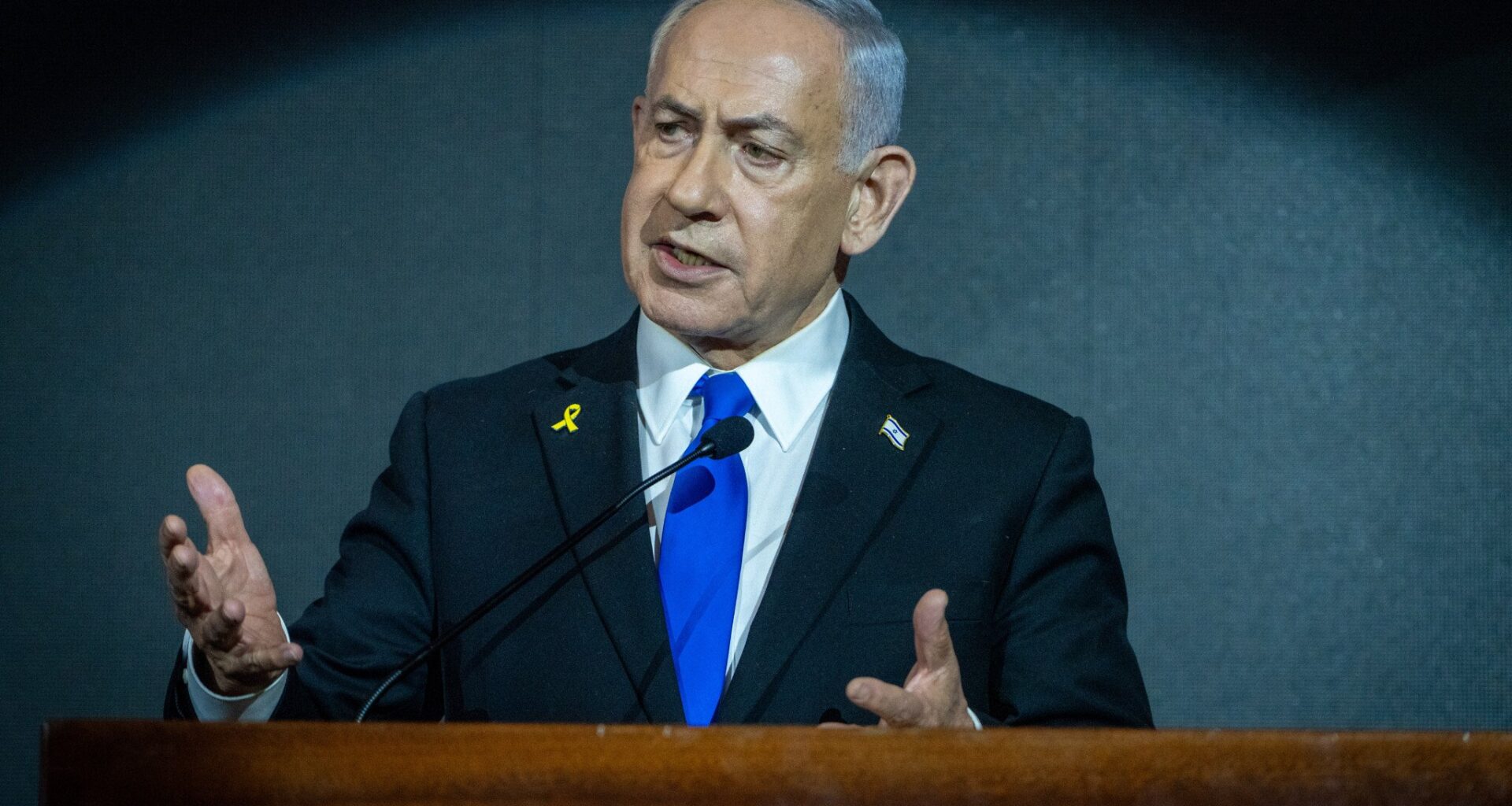 Netanyahu said to mull satellite party in next election, as poll shows Likud slipping