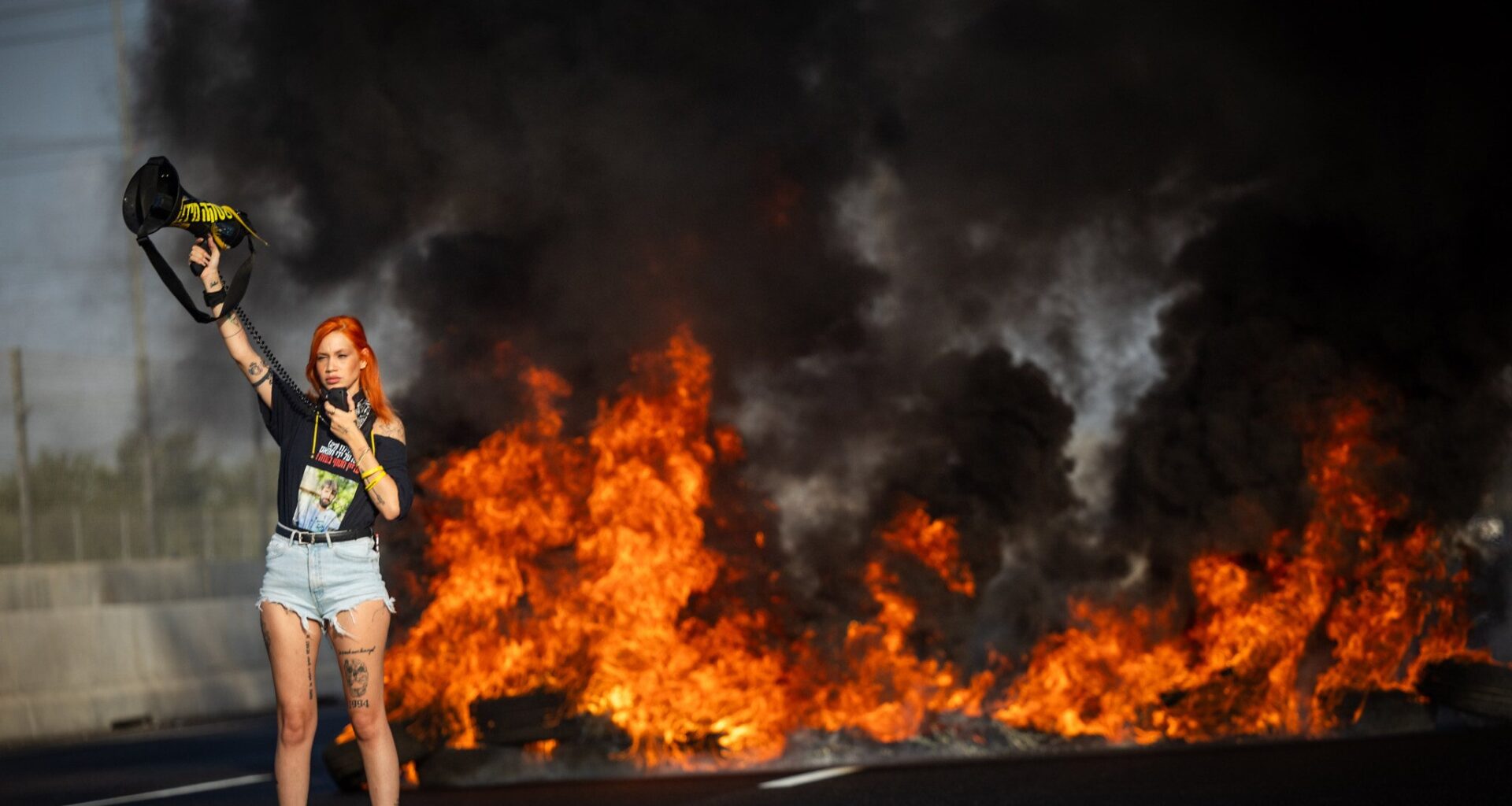 Thousands demonstrate, block roads at start of nationwide day of protests for hostages