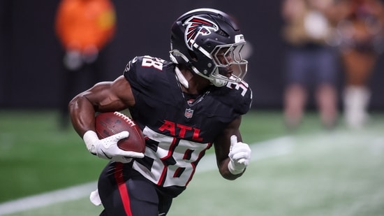 Morice Norris was injured attempting a tackle on Nathan Carter(Reuters)