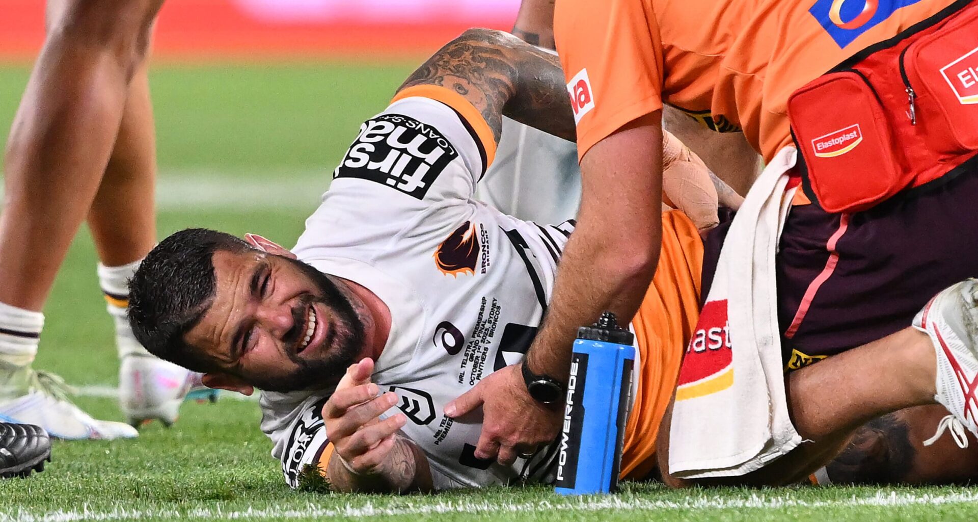 Bizarre triple hamstring blow leaves Broncos in shambles - NRL News