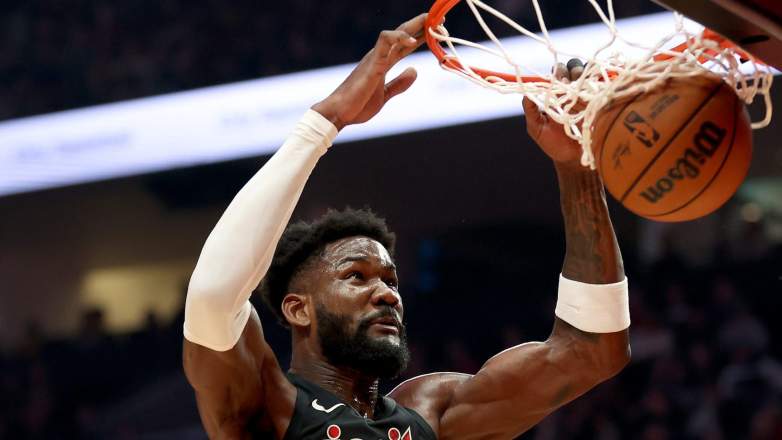 Deandre Ayton, Lakers