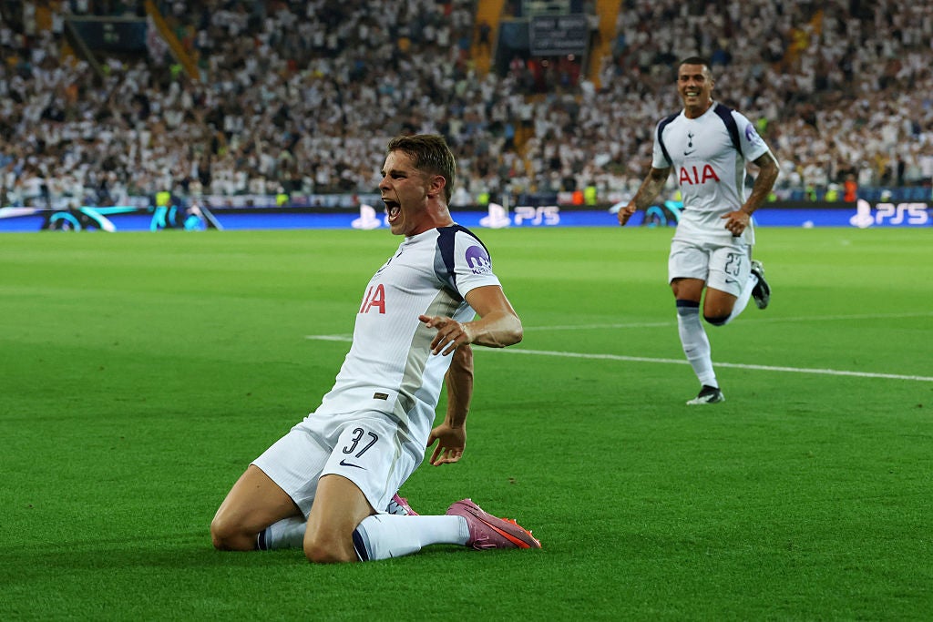 Micky van de Ven gives Spurs a deserved lead