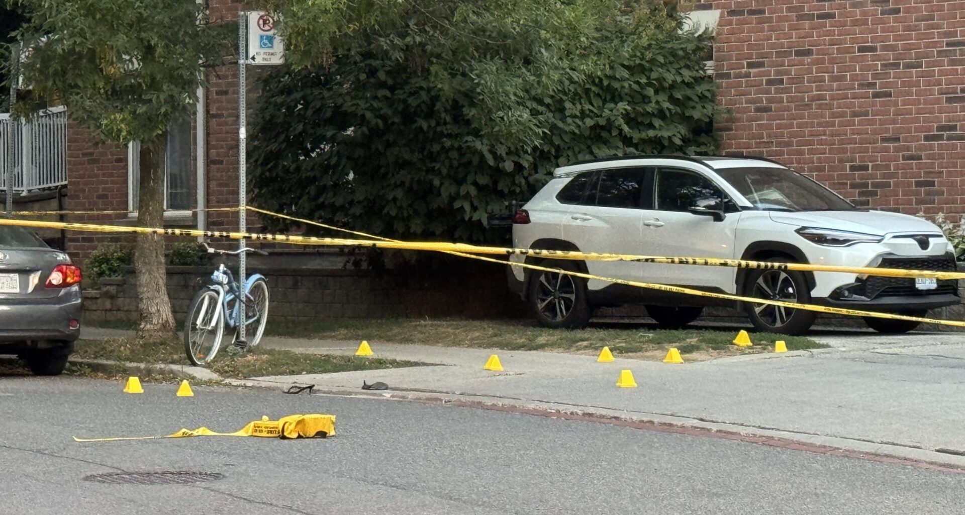 Man and woman critically injured in Toronto shooting