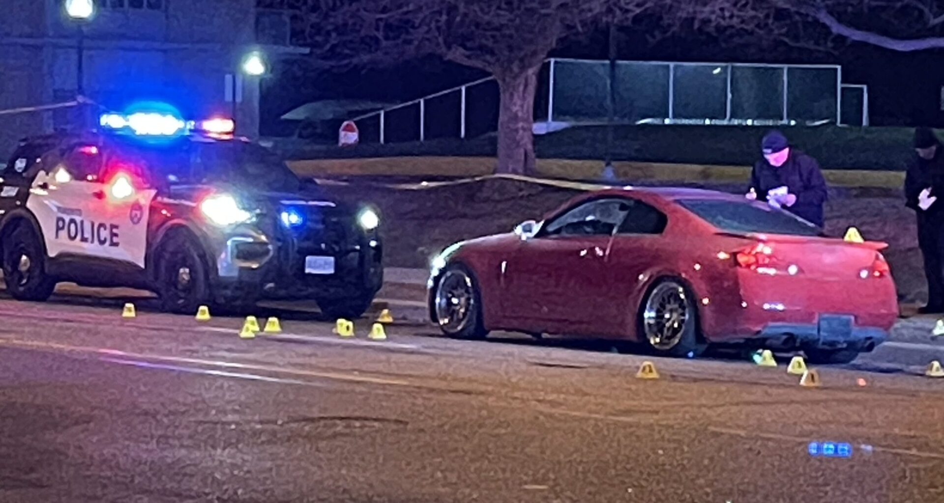 2 Toronto police officers cleared in fatal shooting of teen in North York