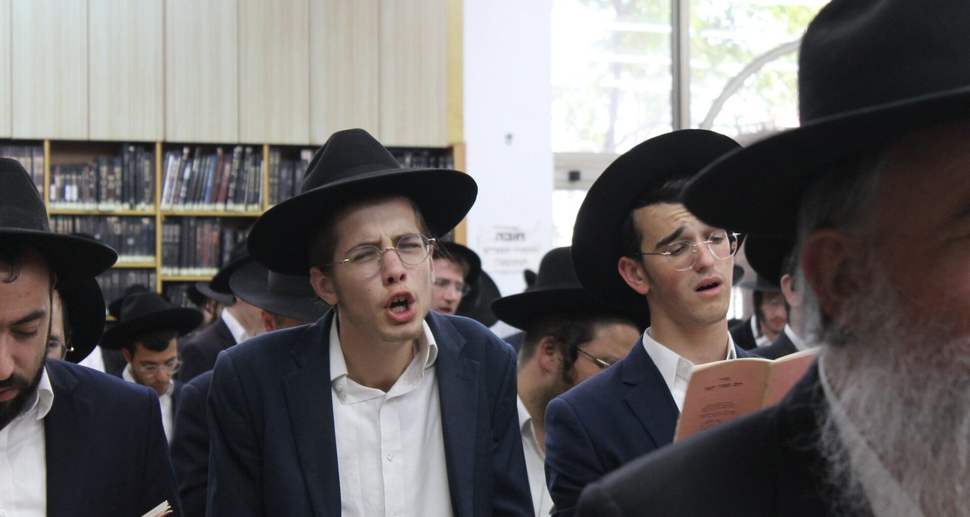 'Studying Torah is what protects us': Haredi leaders lead prayers against IDF draft