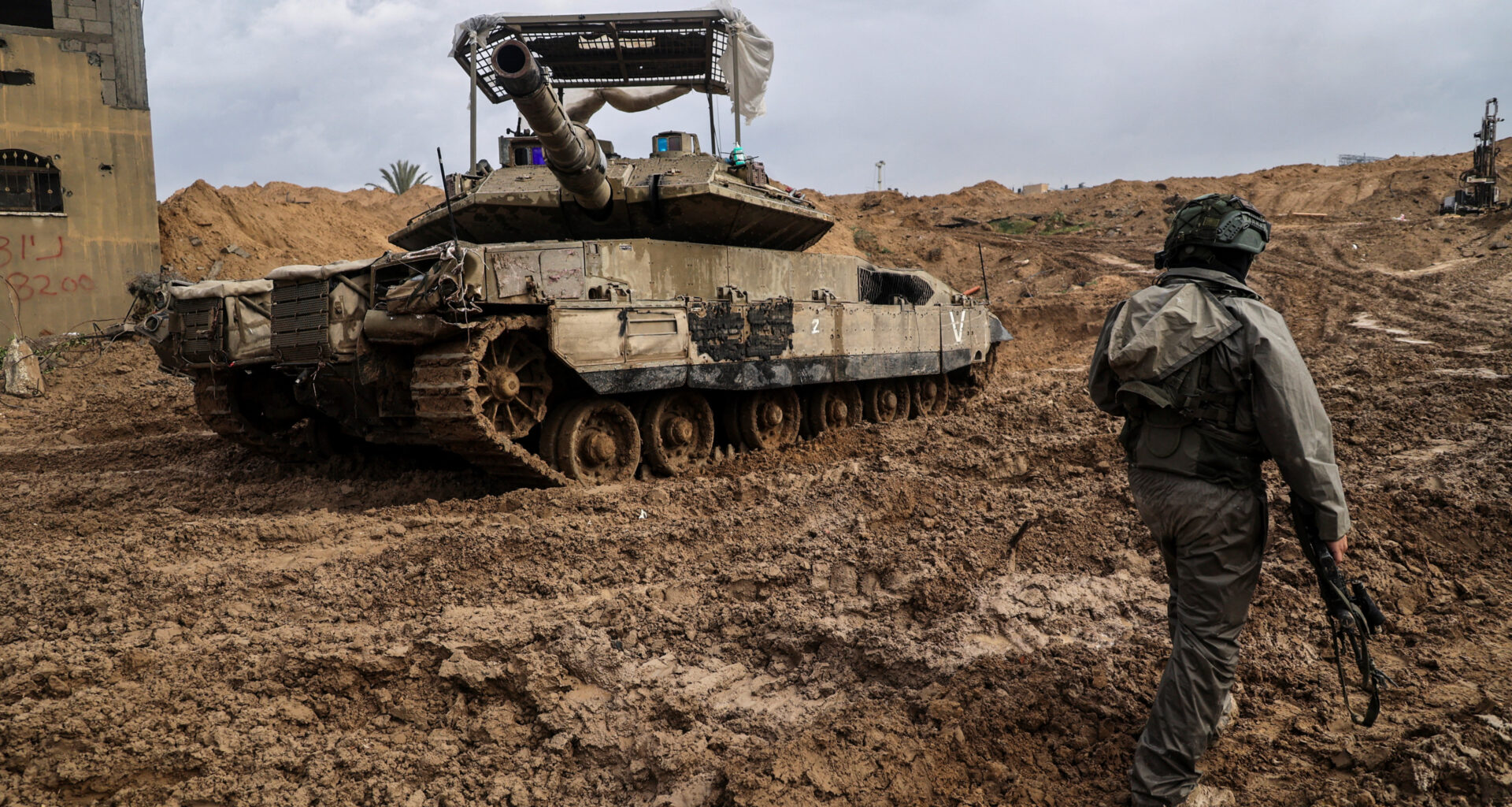 Hamas fighters shock Israeli soldiers in Khan Younis ambush