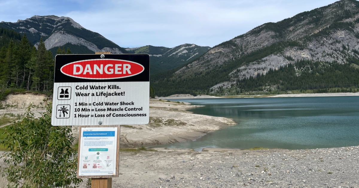 Calgary man dead, another missing after canoe capsizes in Kananaskis lake - CTV News