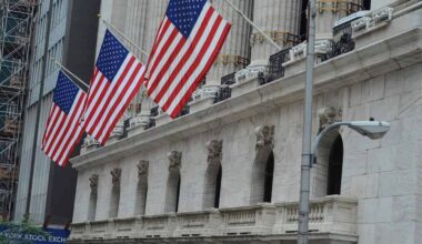 Stocks Decline Ahead Of US Inflation News - Barchart.com