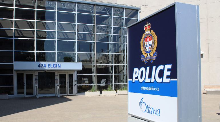 Woman in critical condition after stabbing near Algonquin College