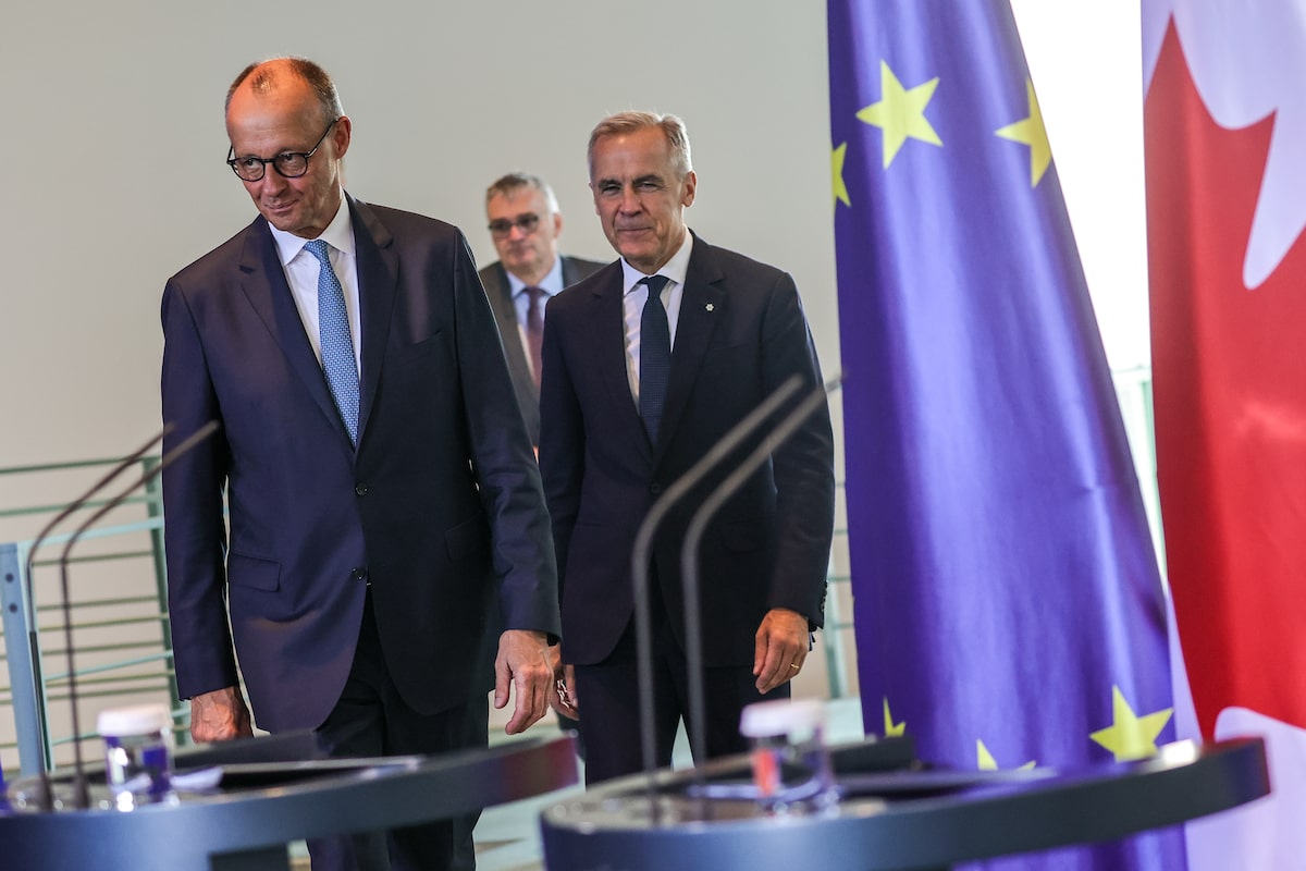 Canada shortlists German, South Korean companies for major submarines purchase