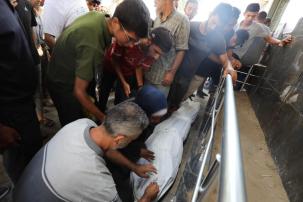Funeral of 20 Palestinians at Al-Shifa Hospital, following the recent Israeli attacked in the northern Gaza Strip, on 16 August 2025 [Moahmmed Asad/Middle East Monitor]