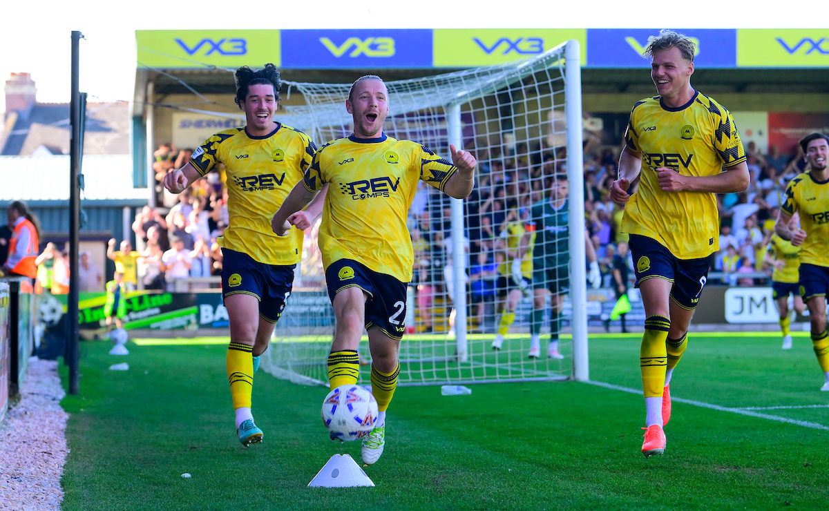 REPORT: United 3 – 2 Dover