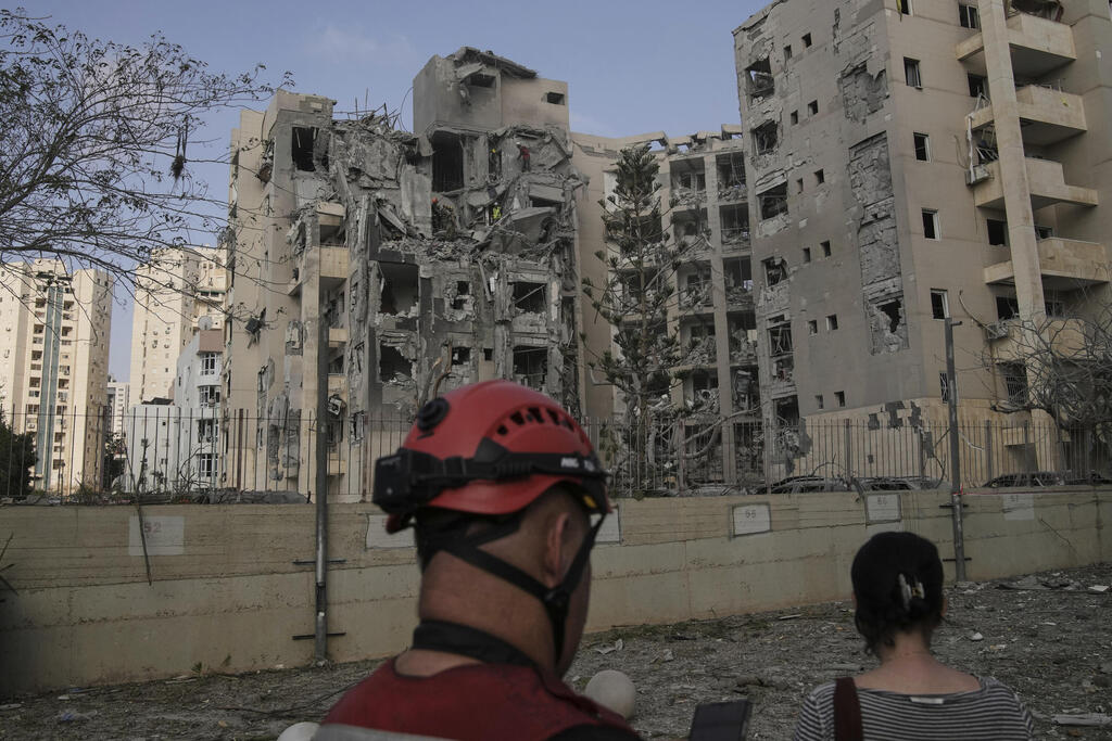 הריסות בזירת הנפילה בבאר שבע