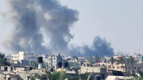 20 killed as Gaza aid truck overturns, prompting Hamas to blame Israel for unsafe roa