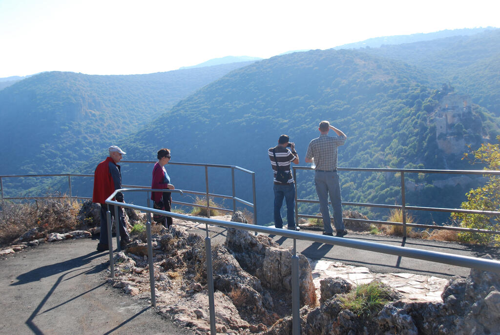 מצפור המונפור ביער גורן