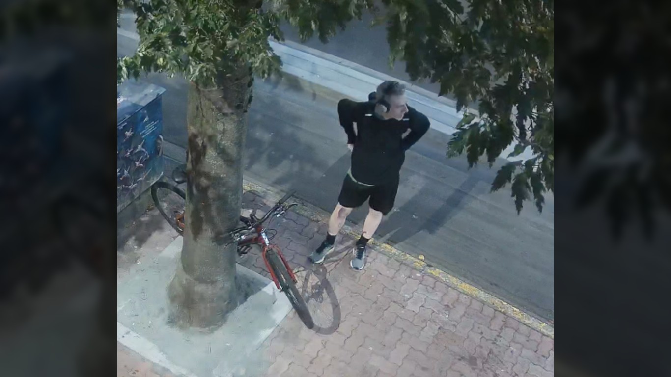 VicPD shares suspect photo after downtown synagogue, western Canada's oldest, vandalized with antisemitic graffiti