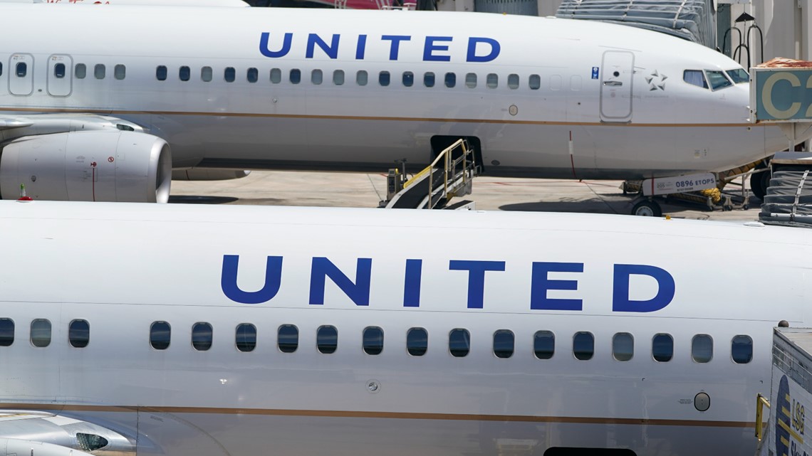 United Airlines ground stop, flights delayed due to tech issue