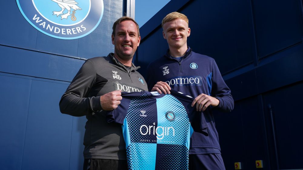 Connor's a Chairboy! - Wycombe Wanderers