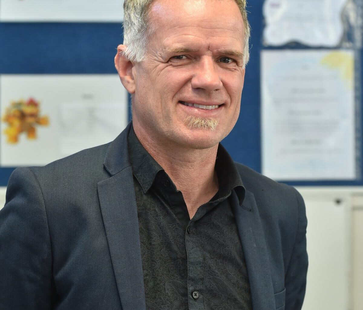 Senior students told to stay home amid sickness spike