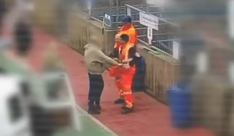 Suez CCTV footage of a confrontation between a customer and a Suez worker at an unnamed household waste and recycling centre. 