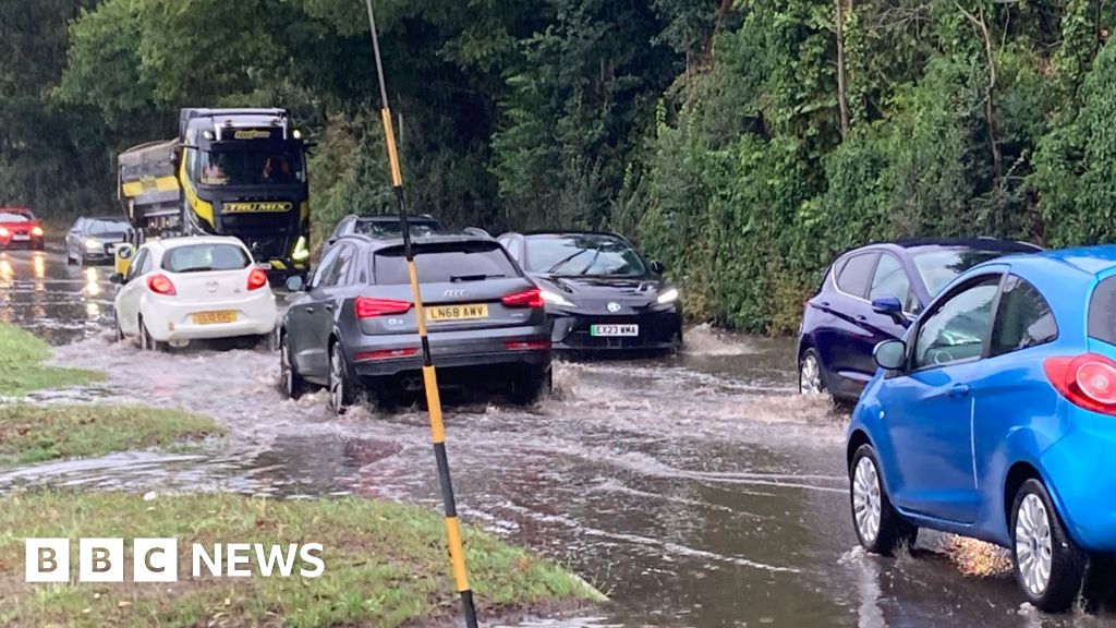 Disruption and floods possible as heavy rain forecast across East