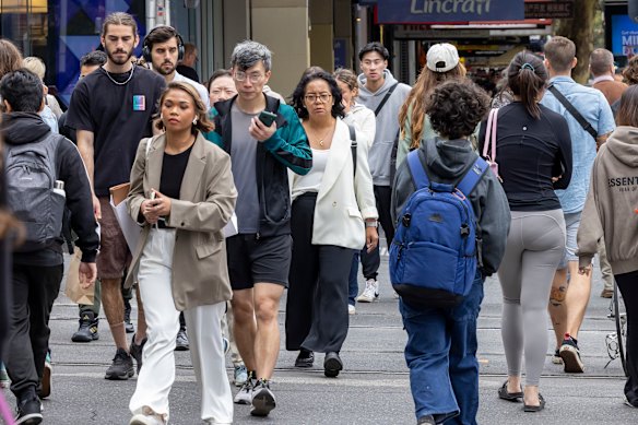 City pedestrians are defying Melbourne’s “walk-left” convention en masse.