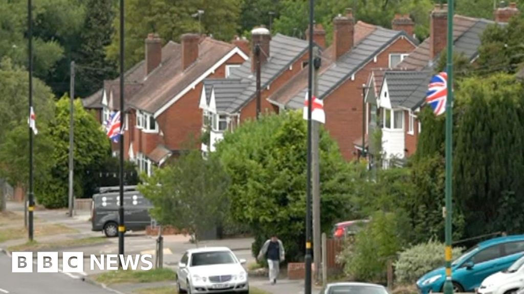 Council takes down England and union flags hung by Birmingham locals