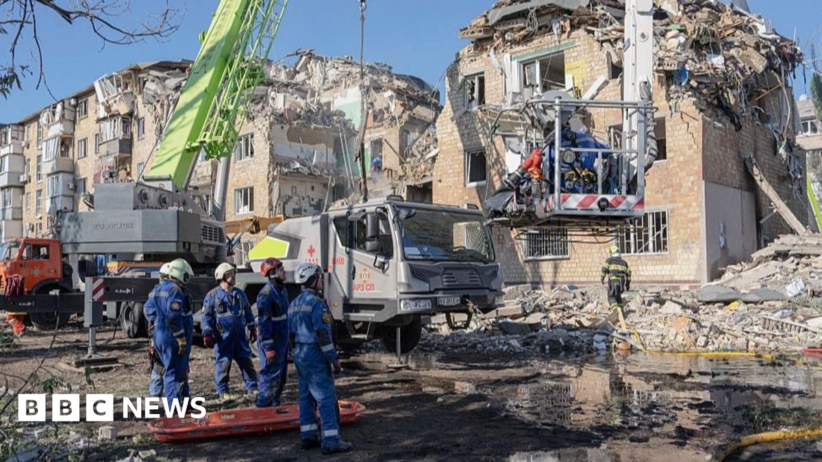 Ukraine war live updates: UK tells Russia to stop 'senseless killing' after strikes on Kyiv leave 19 dead