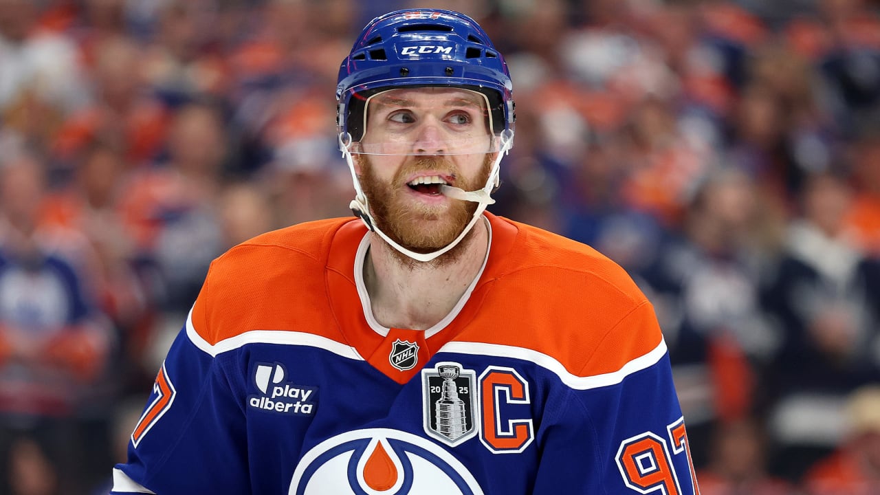 McDavid will 'take my time' to decide Oilers future in final season of contract