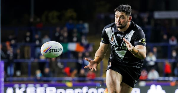 Kiwis player Brandon Smith questioned by QLD police at airport