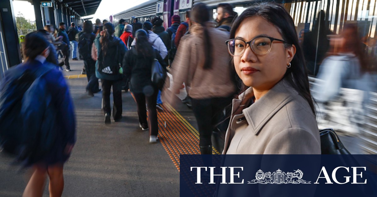 Melbourne western suburbs residents face long commute to work in area with poor public transport and few high-skilled jobs
