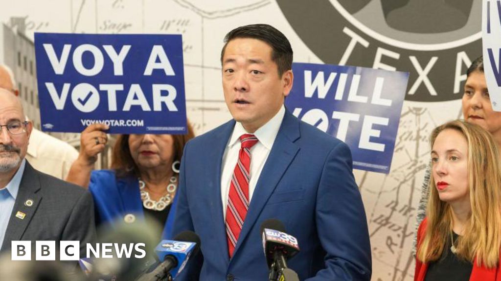 Democrats flee Texas to block Republican redistricting map backed by Trump